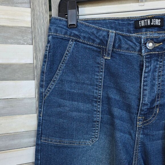 Hi-Rise Short Utility Detail | Faith Jeans | 22W - Picture 3 of 14